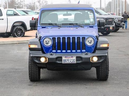 Used 2018 Jeep Wrangler Unlimited Sport image 6