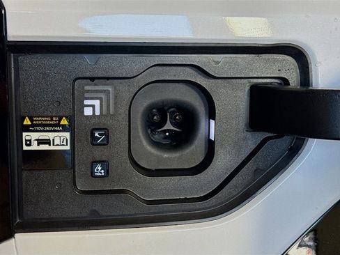 New 2026 Kia EV9 Land w/ Nightfall Edition Package image 11