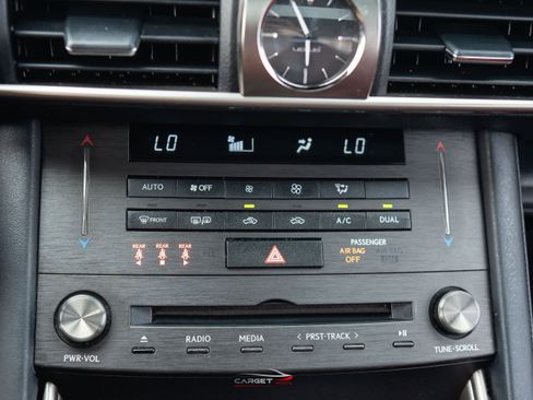 Used 2019 Lexus IS 350 F Sport w/ F Sport Package RWD image 30