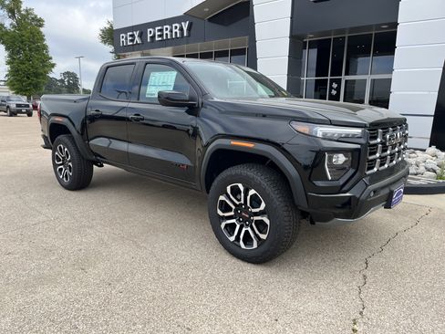 New 2026 GMC Canyon AT4 w/ Technology Plus Package image 2