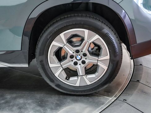 Certified 2023 BMW X1 xDrive28i w/ Convenience Package image 11