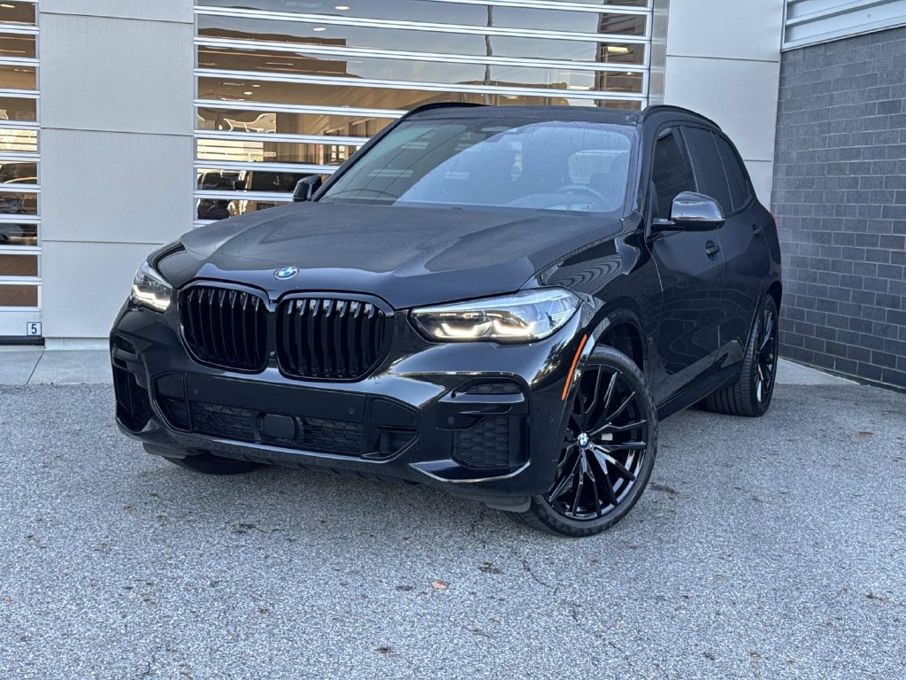 Used 2023 BMW X5 xDrive40i w/ M Sport Package AWD/4WD image 1