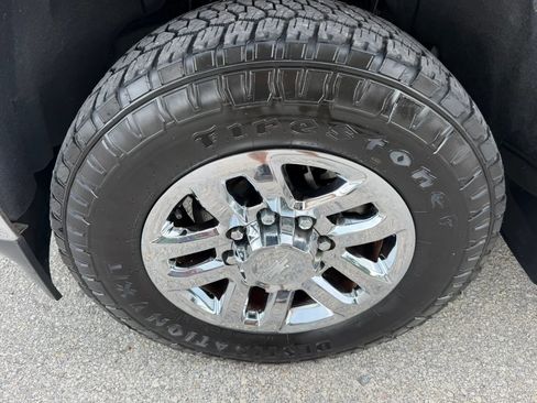 Used 2015 Chevrolet Silverado 2500 LT w/ Z71 Package, Off-Road AWD/4WD image 25
