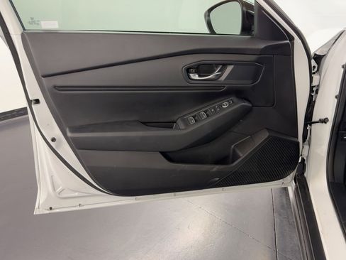 Certified 2025 Honda Accord SE image 14