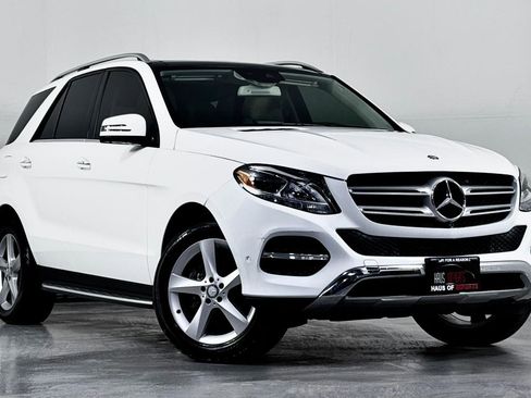 Used 2017 Mercedes-Benz GLE 350 4MATIC w/ Premium 1 Package image 2