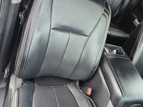 Used 2018 Ford F150 Lariat w/ Equipment Group 502A Luxury image 34