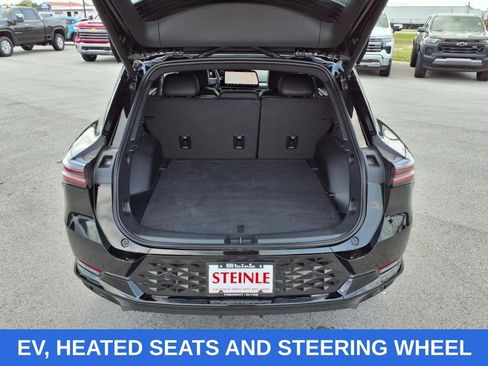 Used 2024 Chevrolet Equinox EV RS image 8