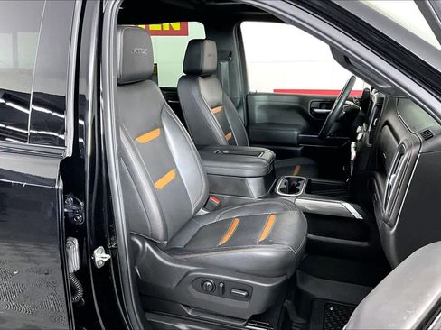 Certified 2022 GMC Sierra 1500 AT4 w/ AT4 Premium Package image 8