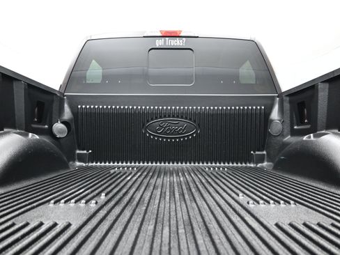 Used 2019 Ford F150 XLT w/ Equipment Group 302A Luxury image 6