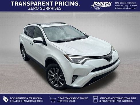Used 2018 Toyota RAV4 Limited FWD image 1