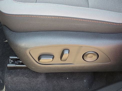 New 2026 Chevrolet Traverse LT w/ Midnight/Sport Edition FWD image 7
