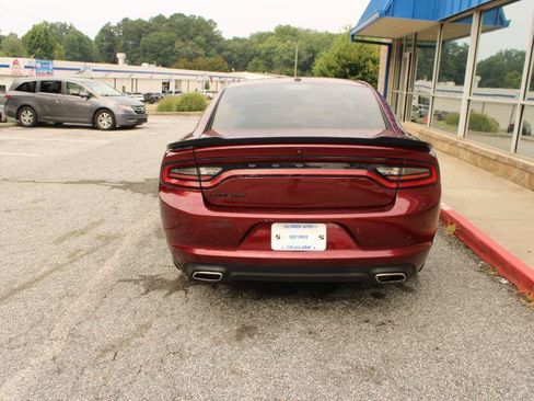 Used 2022 Dodge Charger SXT w/ Blacktop Package RWD image 5
