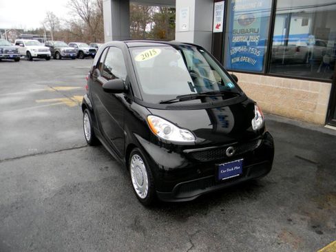 Used 2015 smart fortwo pure image 2