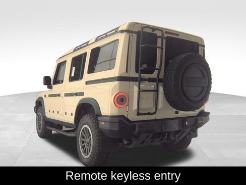 Used 2025 INEOS Grenadier Fieldmaster Edition image 2