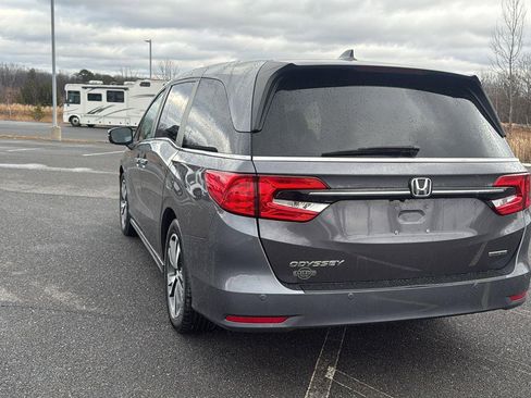 Used 2022 Honda Odyssey Touring image 10