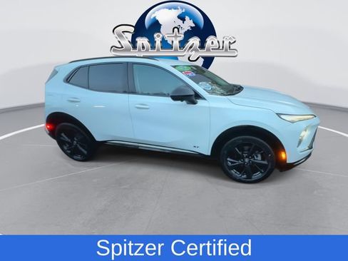 Used 2024 Buick Envision Sport Touring image 2