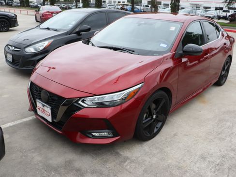 Used 2021 Nissan Sentra SR FWD image 3