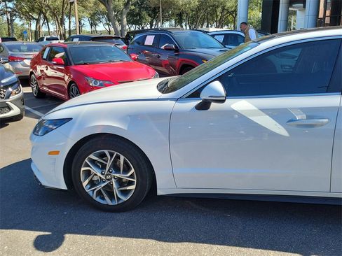 Certified 2023 Hyundai Sonata SEL w/ Convenience Package image 5