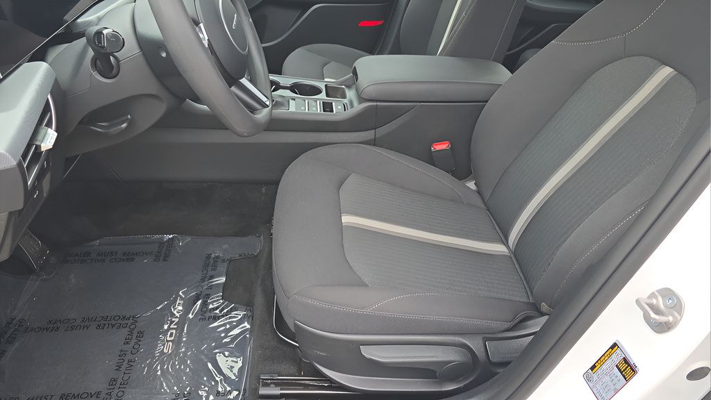Certified 2026 Hyundai Sonata SE FWD image 14