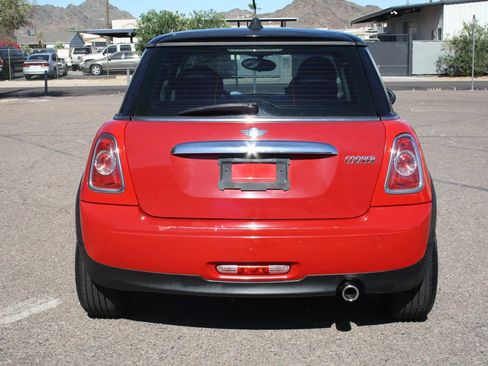 Used 2011 MINI Cooper Hardtop FWD image 5