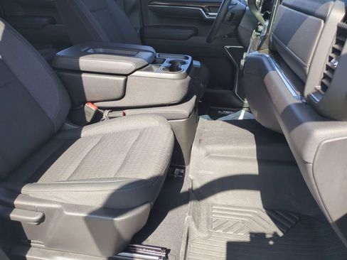 Used 2024 Chevrolet Silverado 1500 LT Trail Boss AWD/4WD image 27
