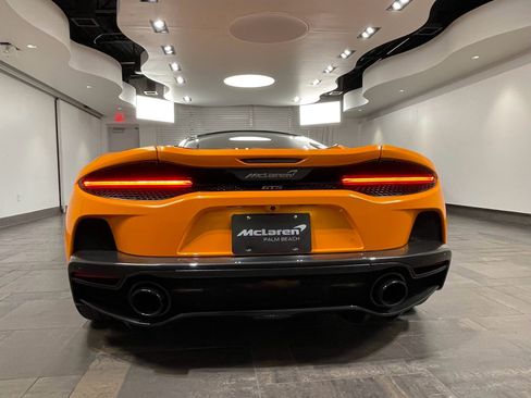 Used 2025 McLaren GTS image 5