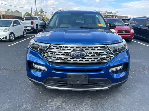 Used 2020 Ford Explorer Limited AWD/4WD image 2