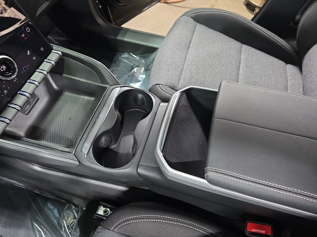 New 2027 GMC Terrain Elevation w/ LPO, Floor Liner Package AWD/4WD image 23