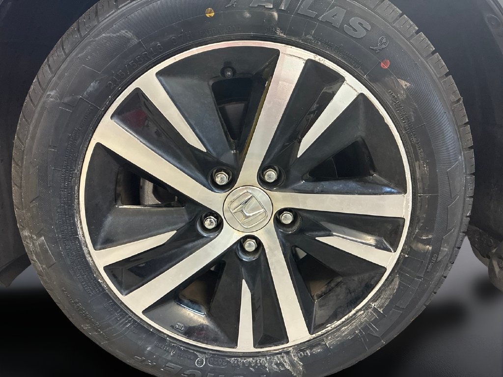 Used 2024 Honda Civic LX image 9