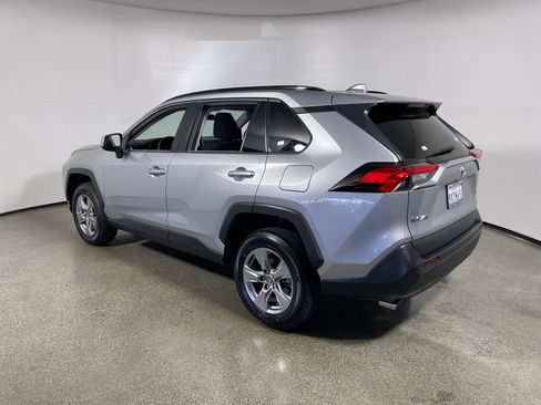 Used 2023 Toyota RAV4 XLE FWD image 5