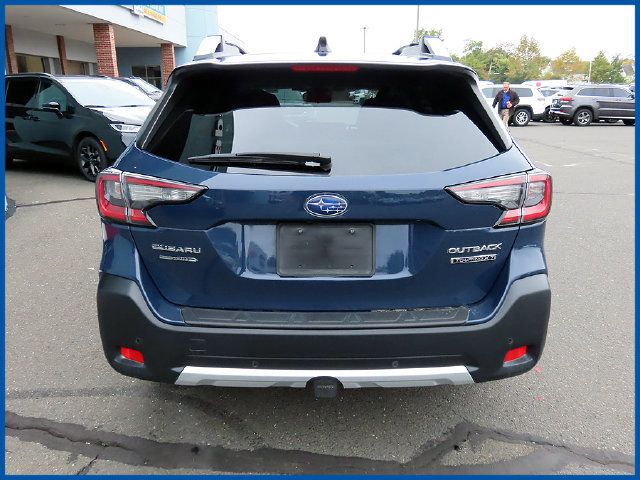 Used 2024 Subaru Outback Touring XT AWD/4WD image 6