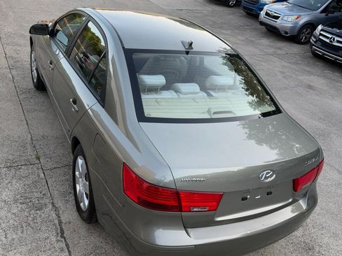 Used 2010 Hyundai Sonata GLS FWD image 5