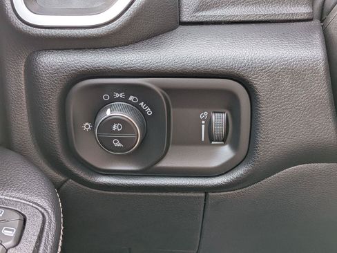 New 2026 RAM 2500 Big Horn AWD/4WD image 27