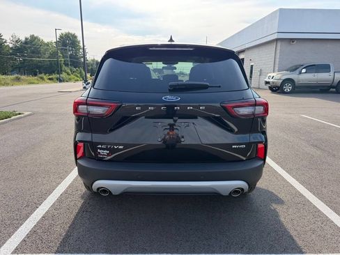 Used 2026 Ford Escape Active w/ Active Premium Tech Pack AWD/4WD image 6