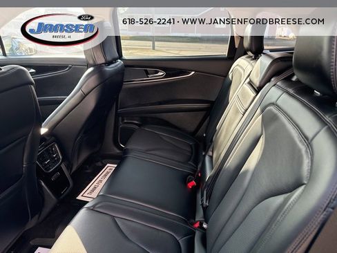 Used 2022 Lincoln Nautilus Reserve image 25