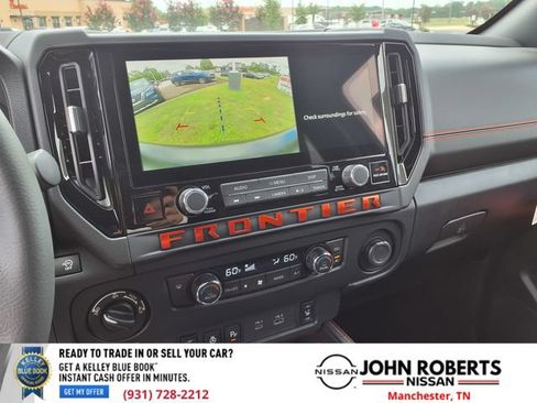 New 2026 Nissan Frontier PRO-4X w/ Tow Package AWD/4WD image 8