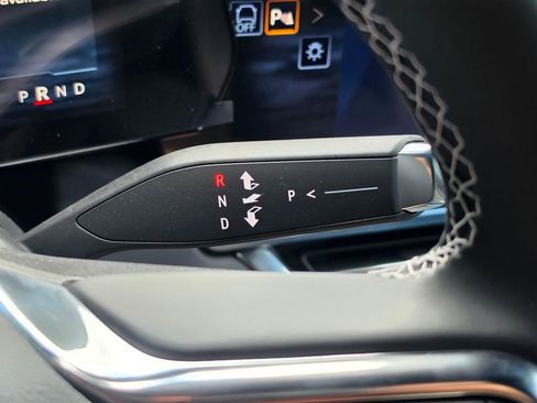 New 2026 Chevrolet Equinox EV LT AWD/4WD image 31