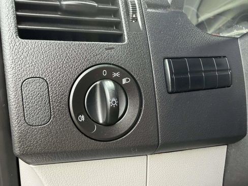Used 2016 Mercedes-Benz Sprinter 2500 image 19
