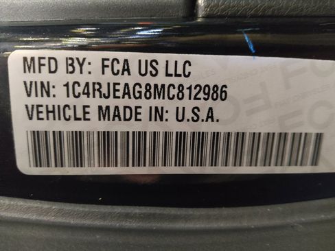 Used 2021 Jeep Grand Cherokee Laredo X RWD image 33