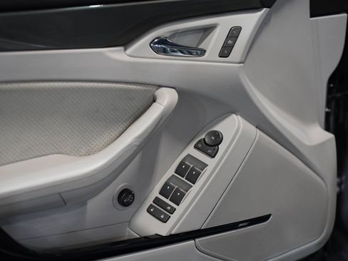 Used 2013 Cadillac CTS V image 21