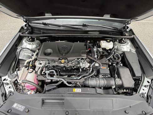Used 2024 Toyota Camry LE FWD image 31