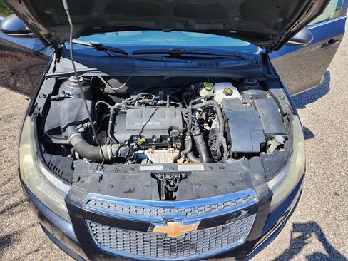 Used 2011 Chevrolet Cruze LT FWD image 23