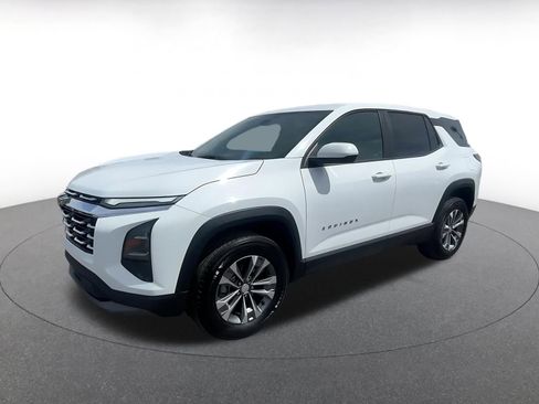 Used 2025 Chevrolet Equinox LT image 8