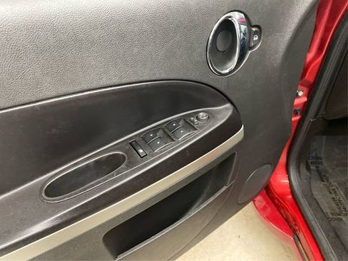Used 2010 Chevrolet HHR LS image 23