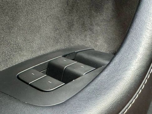 Used 2023 Tesla Model 3 Standard Range RWD image 33