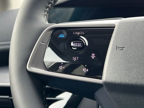 New 2026 Nissan Murano SV AWD/4WD image 25
