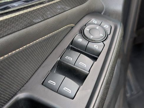 Used 2023 Chevrolet Traverse Premier image 26