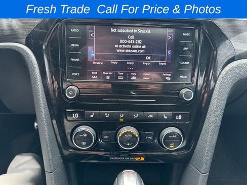 Used 2020 Volkswagen Passat 2.0T R-Line FWD image 15
