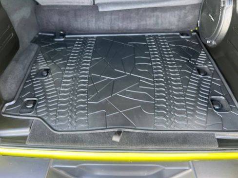 Used 2023 Jeep Wrangler Unlimited Sahara AWD/4WD image 54