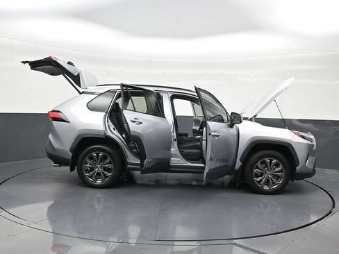 Used 2024 Toyota RAV4 XLE Premium w/ Weather Package AWD/4WD image 34